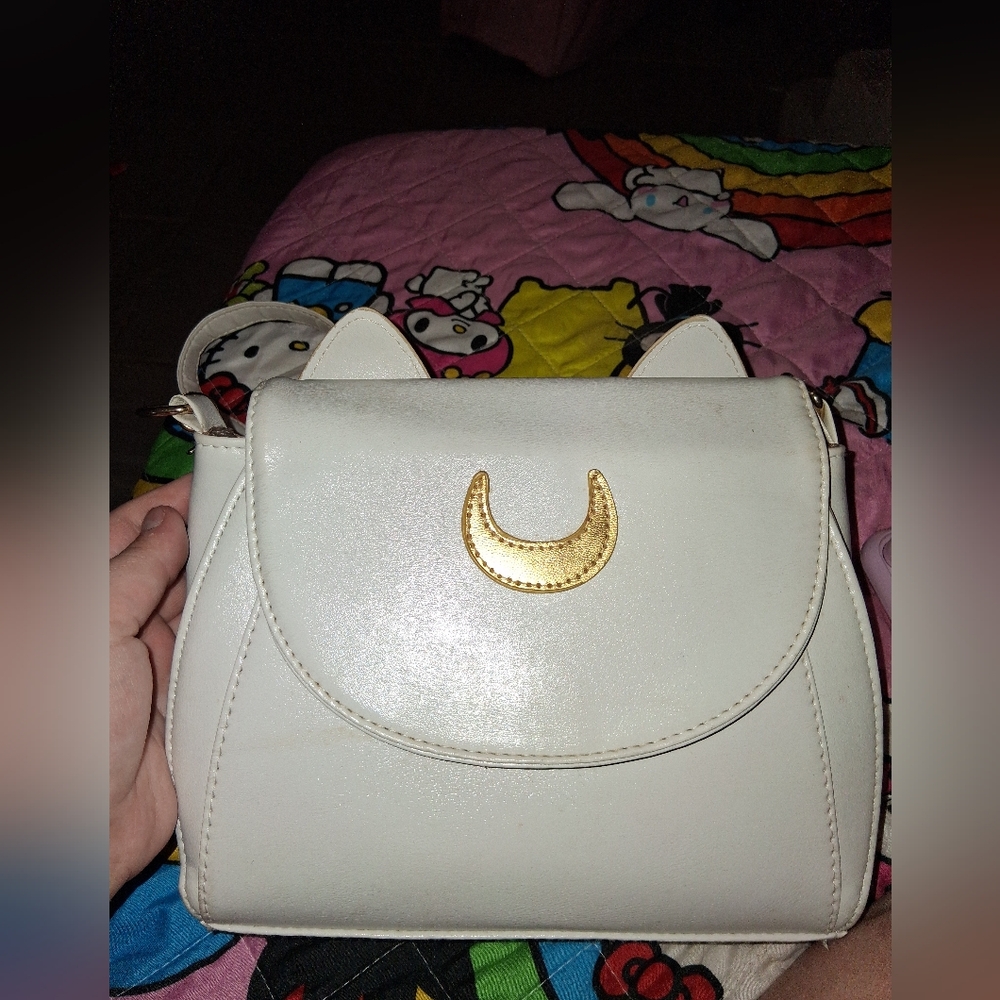 White Cat Ear Crossbody Bag